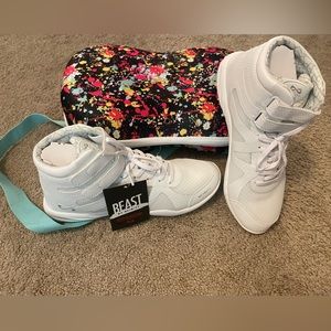 Nfinity Beast mid top white cheer shoes Brand new with tags. Bought from Nfinity